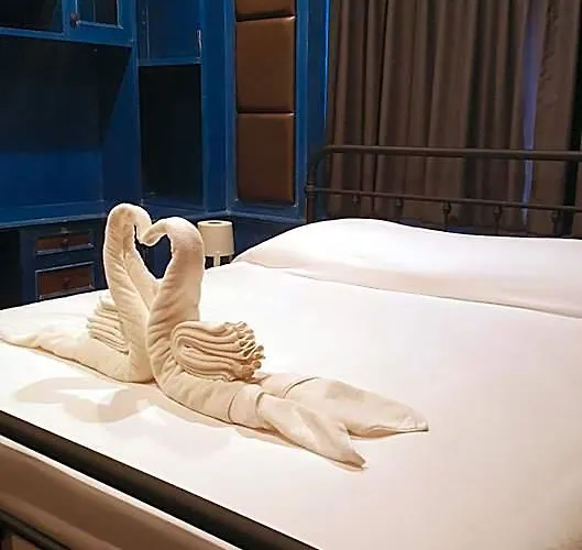 Bed Place Albergue